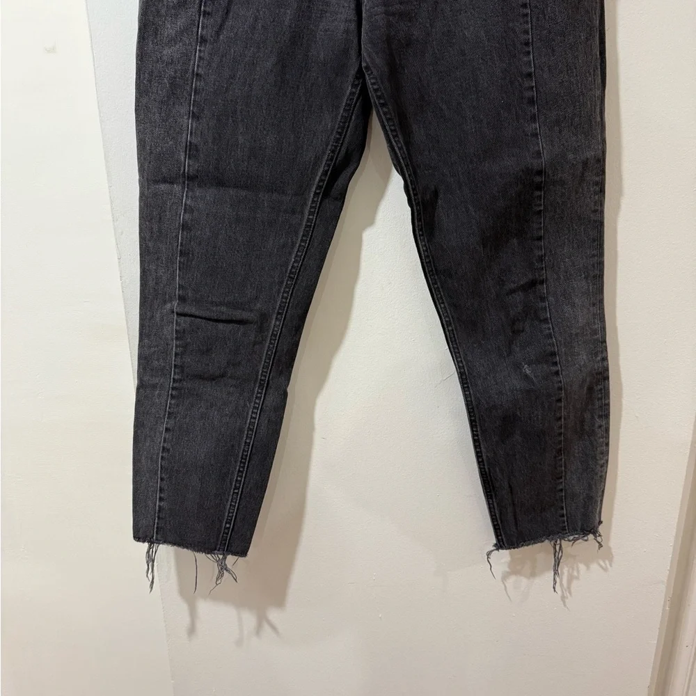 ✨ Abercrombie & Fitch The Mom High Rise Jeans – Size 31/12 Long ✨ - Picture 6 of 7